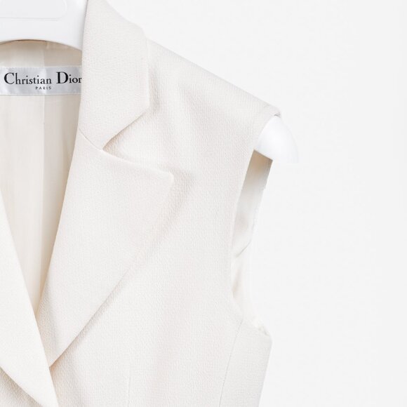 Christian Dior Tailored Wool and Silk Cream Pleated Tunic Vest - Picture 4 of 12
